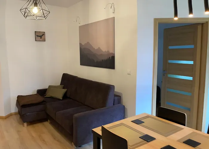 Przystanek - Ul Komuny Paryskiej 3 Apartment